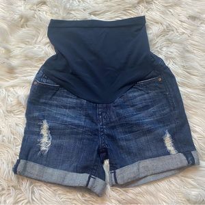 Vigoss studio maternity distressed shorts size 29